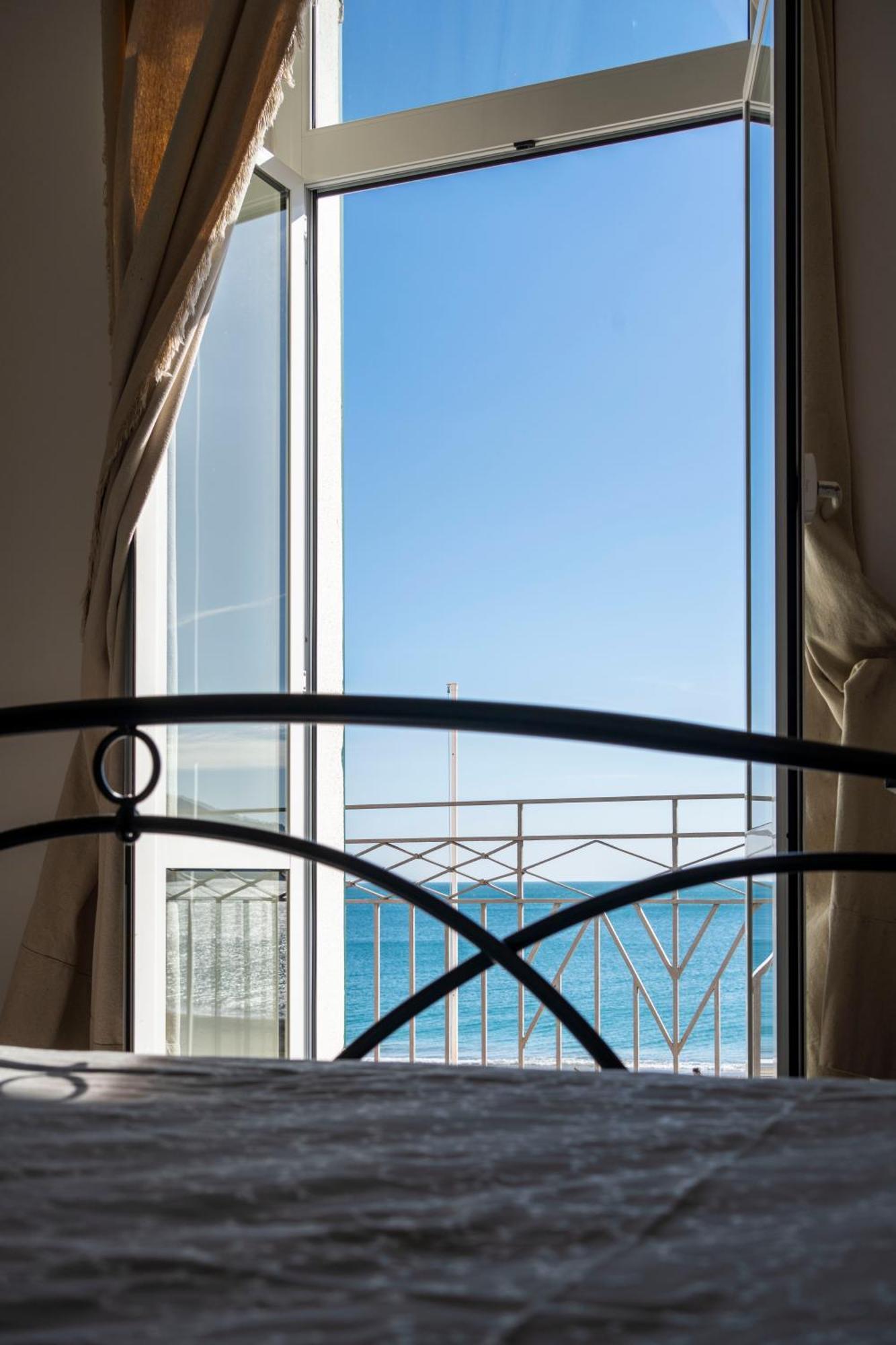 Hotel Miramare Spotorno Værelse billede